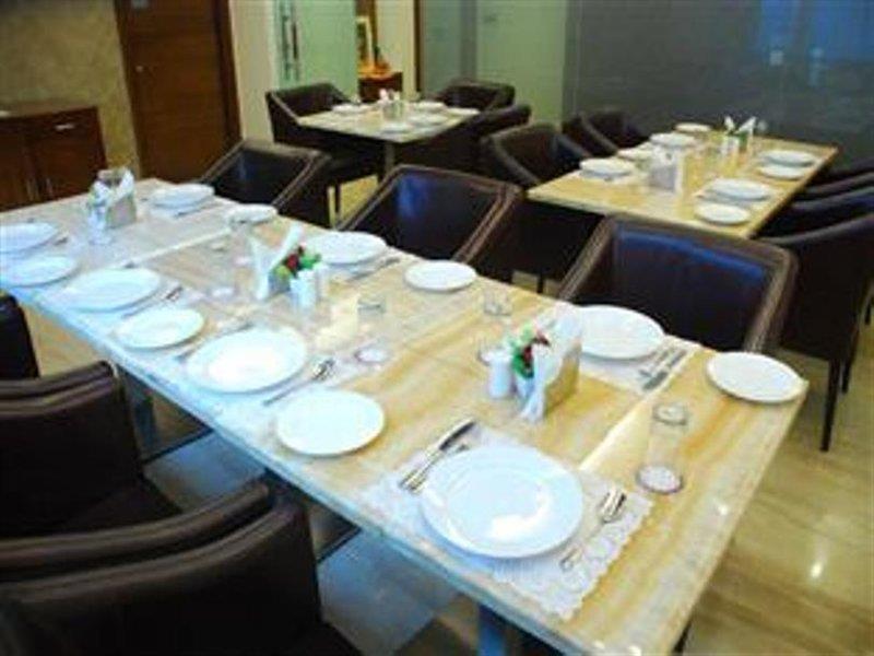 알피나 호텔 앤 스위트 뉴델리 외부 사진